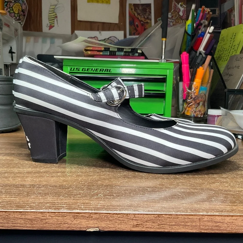 Hot Chocolate Design poison striped mid heels, Us11/HCD41 REMOVED ACCESSORIES - Picture 6 of 14
